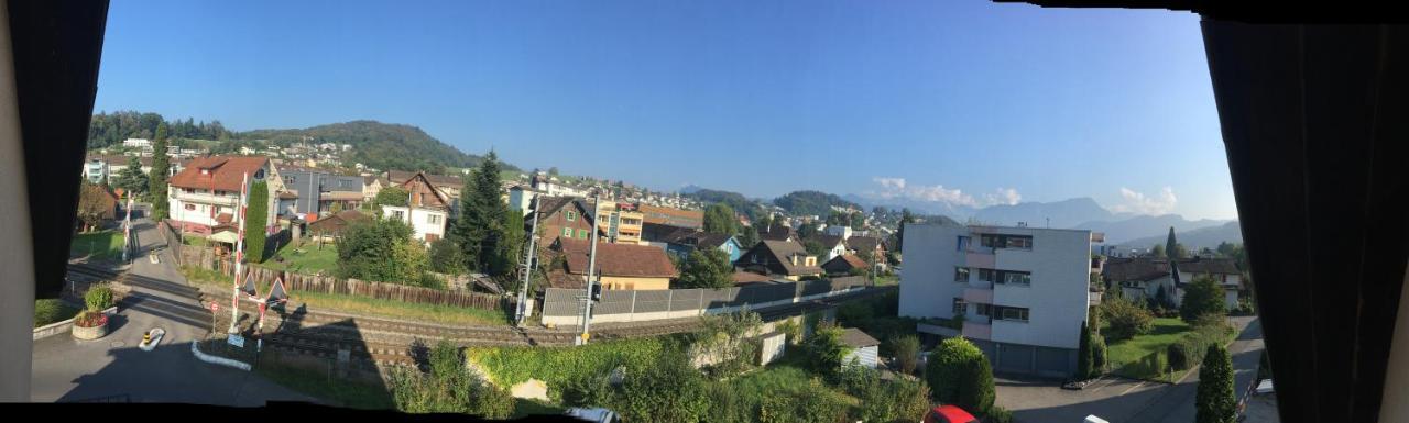 Silvia'S Bed Und Breakfast In Luzern Horw ภายนอก รูปภาพ